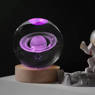 OEM ξύλινη κρυστάλλινη σφαίρα USB Powered LED φως Κρυστάλλινη σφαίρα αγάλματα χειροτεχνία στέκεται στο σπίτι διακόσμηση