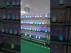 Υπερήχων διαχέτης αιθέριας λάδου με ρυθμιζόμενες λειτουργίες ομίχλης και χαρακτηριστικό ασφαλείας αυτόματης διακοπής